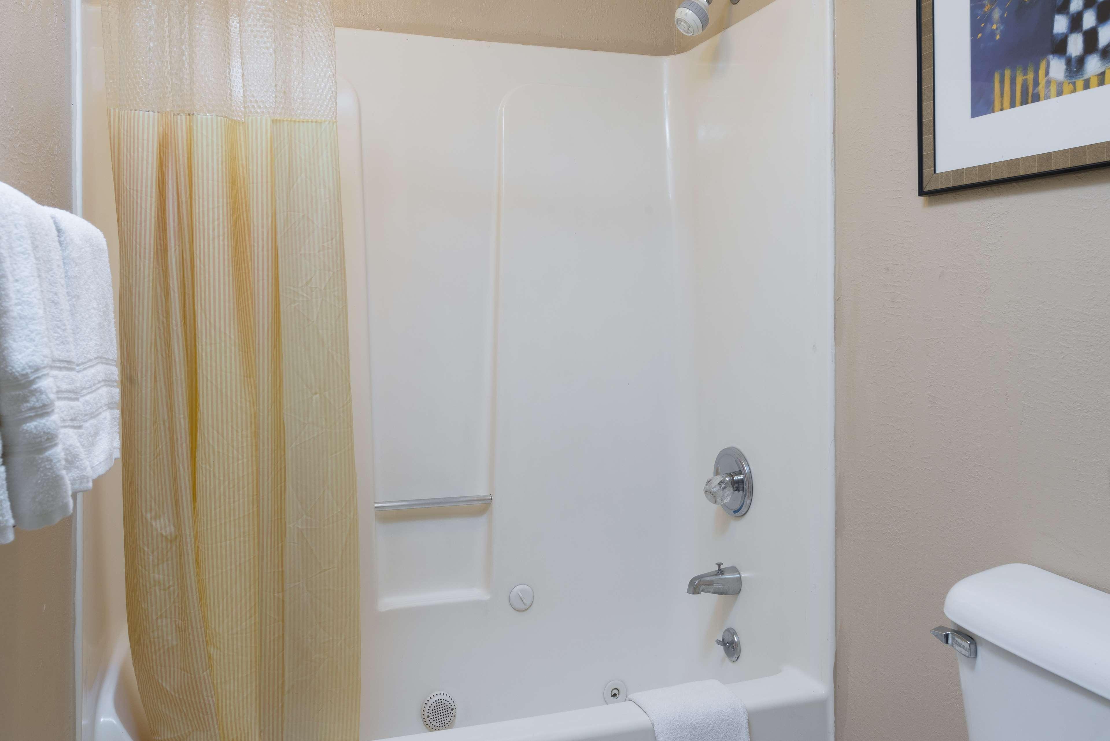 Days Inn By Wyndham Pinole Berkeley Extérieur photo